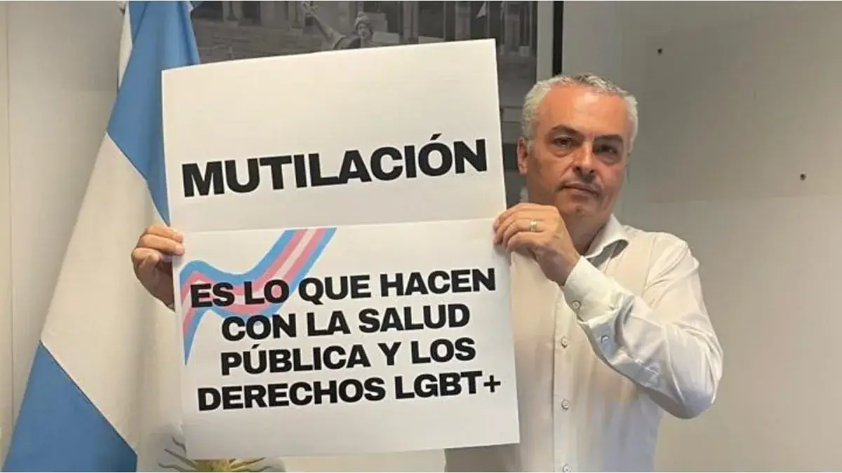 Diputado liquidó a Milei por su discurso en Davos