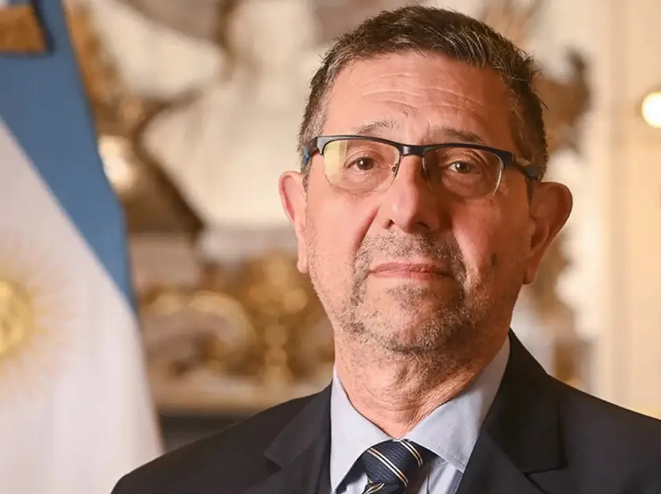 Renunció el secretario de Legal y Técnica de Milei