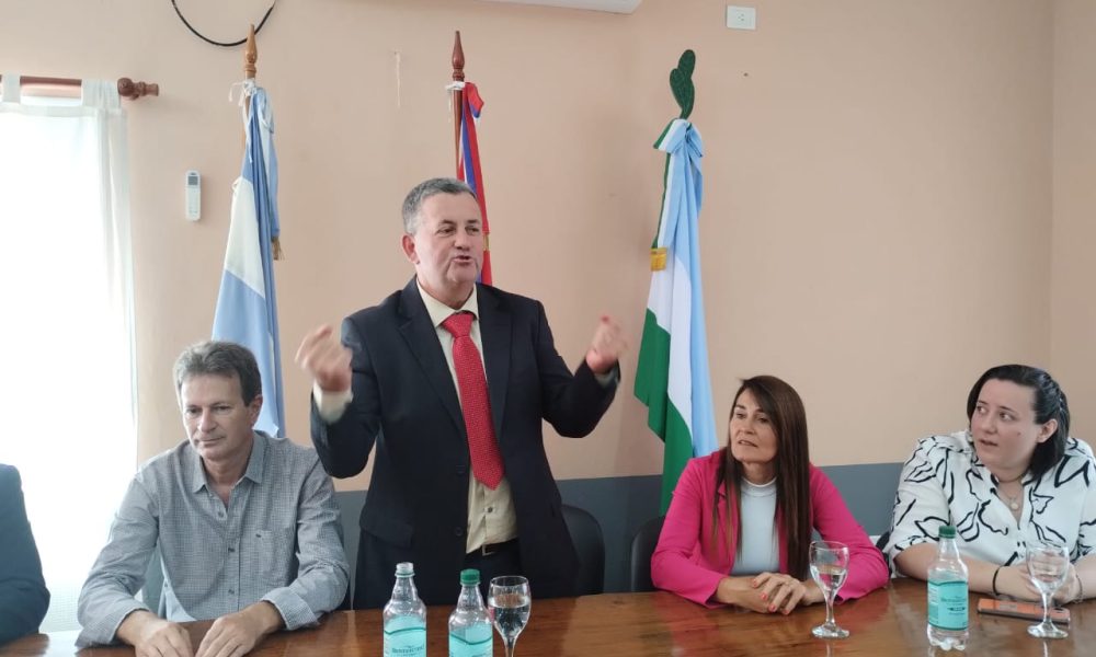 Dos de Mayo: sigue como funcionario, un condenado por estafas