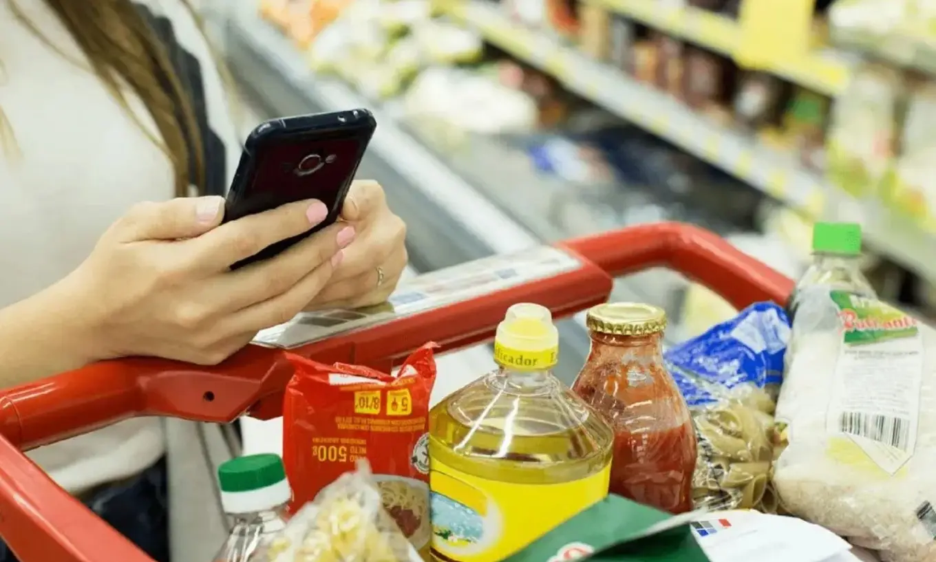 La inflación de alimentos se aceleró fuerte tras la suba del dólar