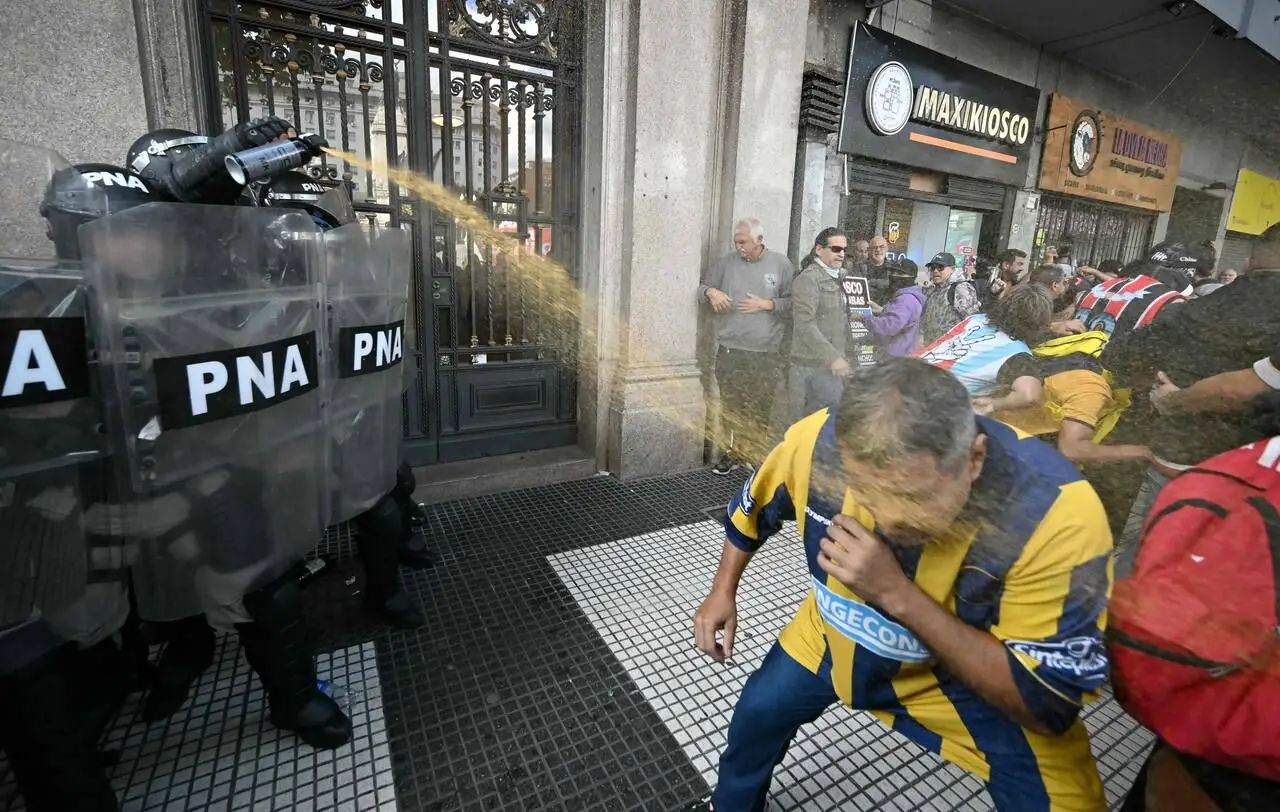 Desmienten la versión sobre la presencia de barras en la marcha de jubilados