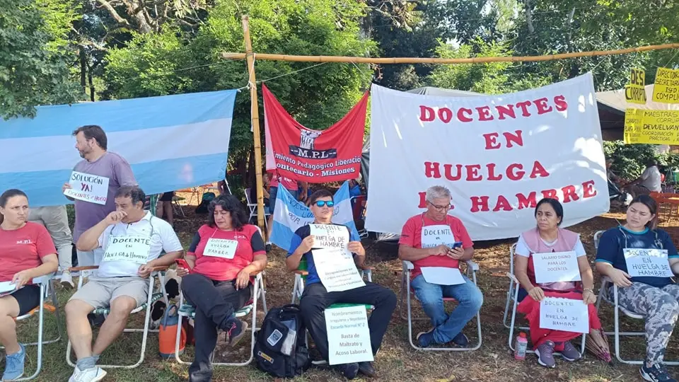 Paro docente y solidaridad con los trabajadores que están de huelga de hambre en Montecarlo