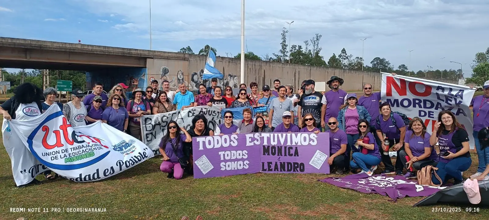 Candelaria: Docentes cortan la ruta 12 en reclamo de sueldos dignos