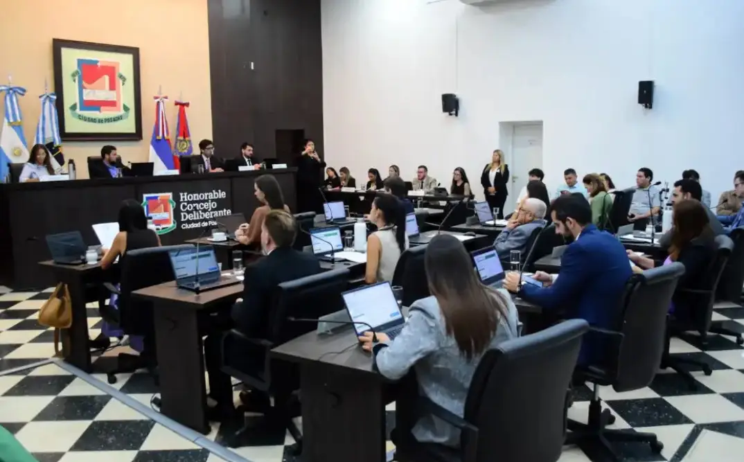 Concejal libertario pidió tratar sobre tablas 50 pedidos de informes