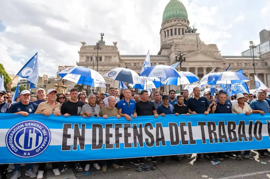 La Justicia suspendió más de 80 artículos de la reforma laboral de Milei
