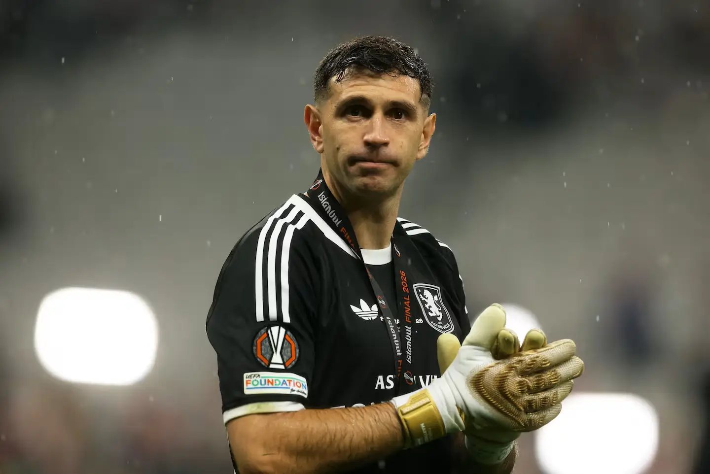El “Dibu” Martínez encendió las alarmas en la Selección