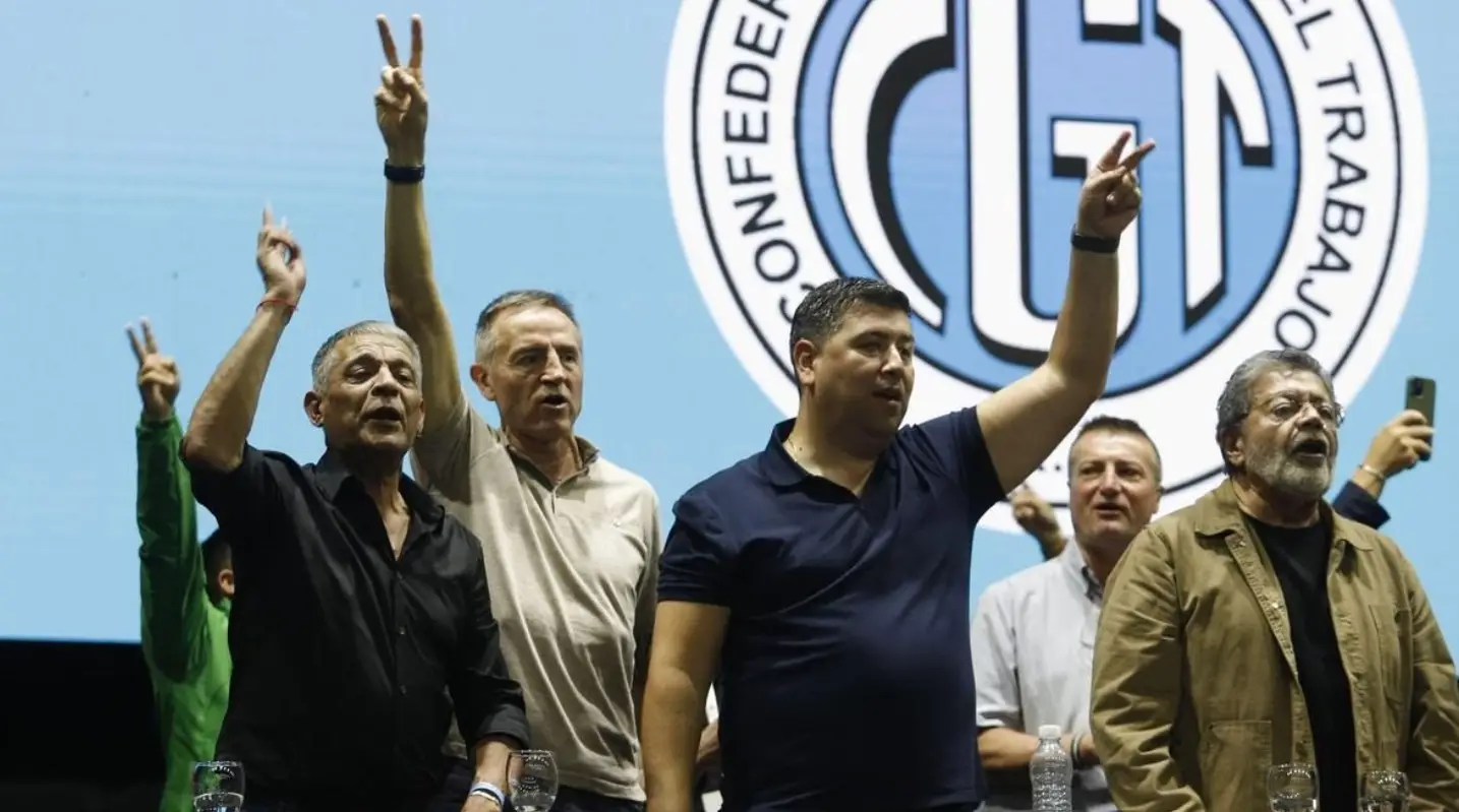 Para la CGT, el DNU de la SIDE implica “reformas arbitrarias y peligrosas"
