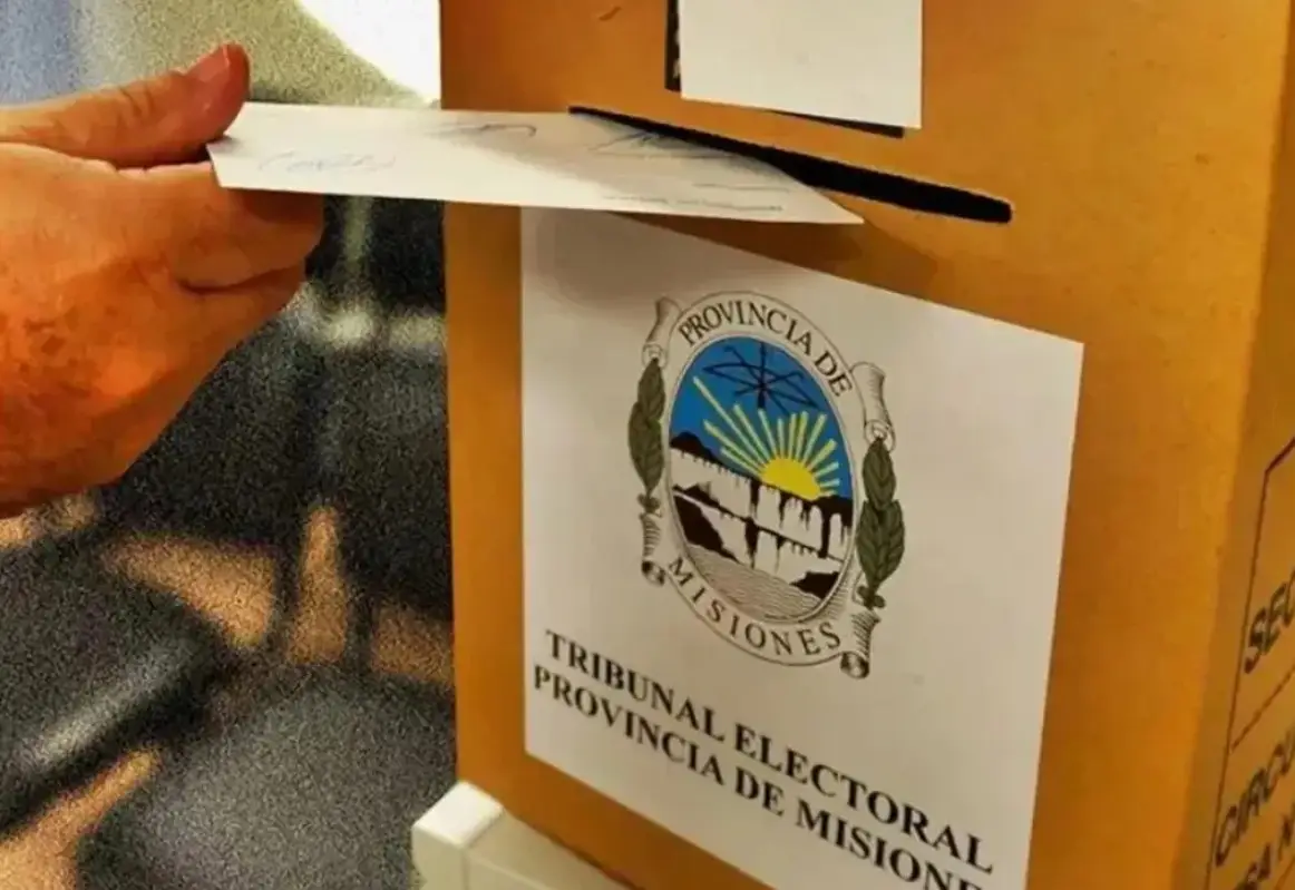 Ficha Limpia: se inició el debate en la Legislatura