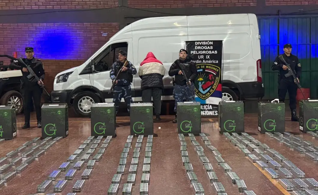 Contrabando: secuestran millonario cargamento de cigarrillos