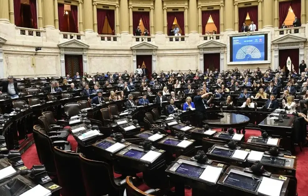 Doble convocatoria y quórum ajustado en Diputados