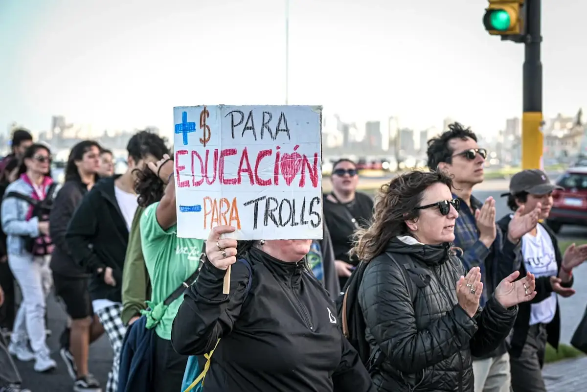 Por el ajuste de Milei, “decenas de miles de estudiantes han desertado de la Educación Superior”