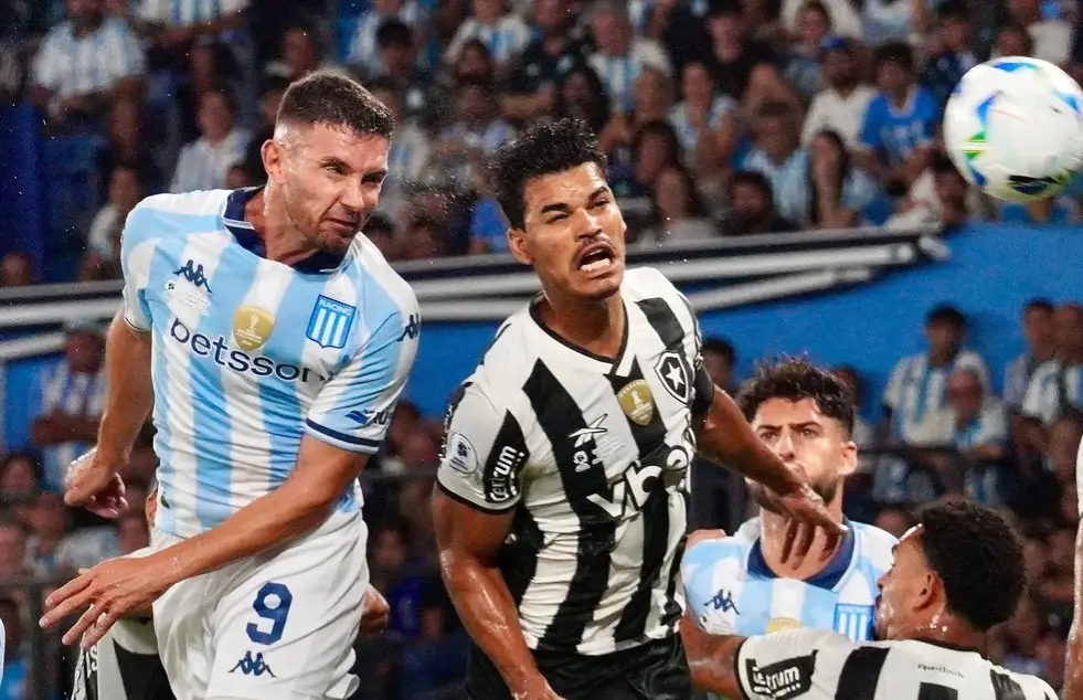Racing ganó la ida de la Recopa Sudamericana