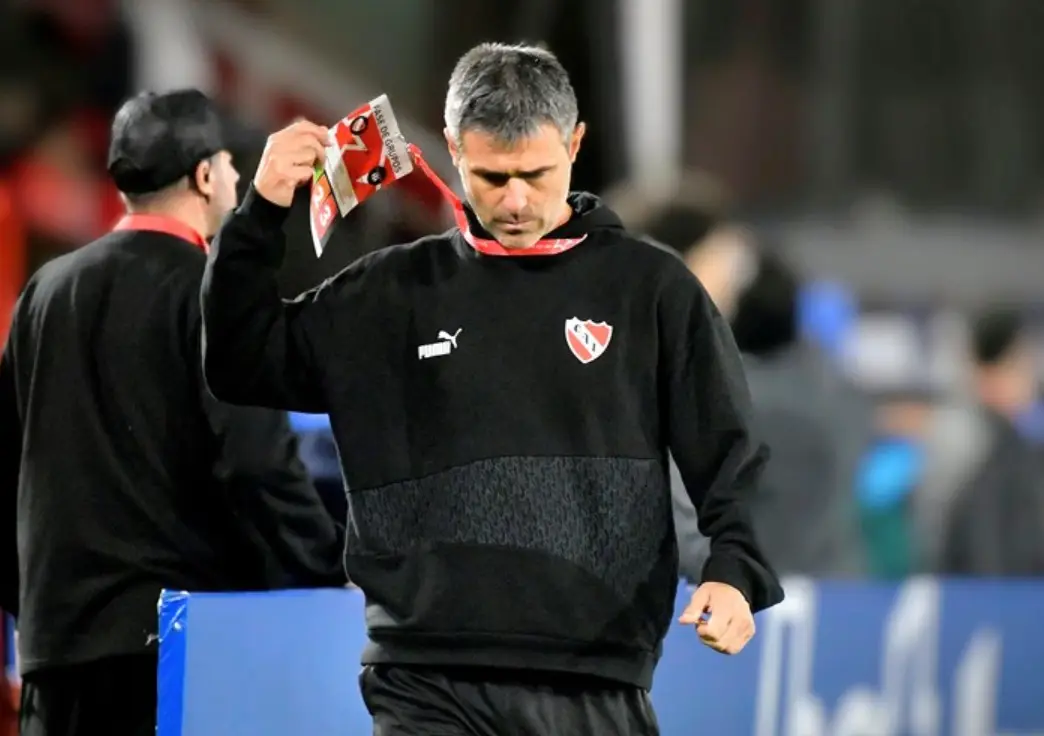 Independiente sin DT: Vaccari renunció tras la caída ante Banfield
