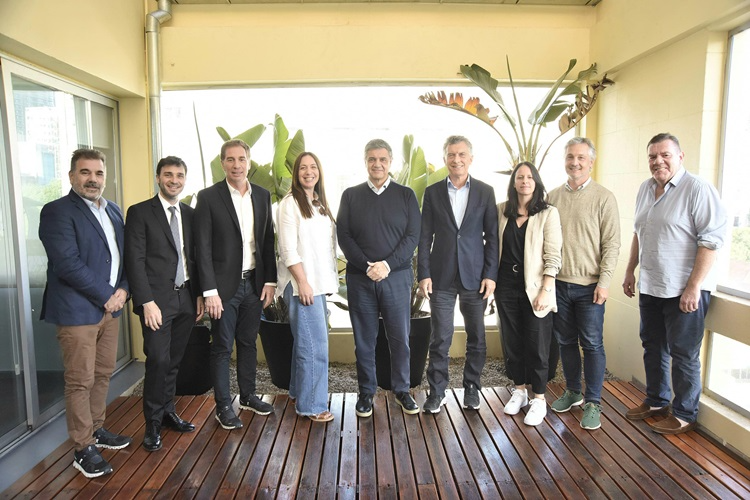 El PRO cruzó al Gobierno por no incluir el Presupuesto en extraordinarias