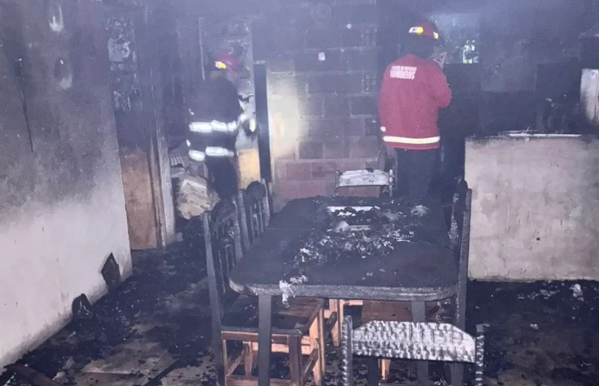 Posadas: Bomberos sofocaron un incendio en una vivienda