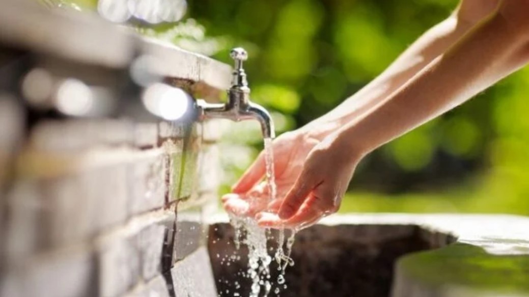 Garantizan el servicio de agua potable en el verano