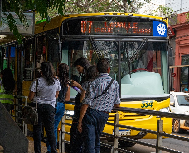 Se levantó el paro de colectivos en Misiones