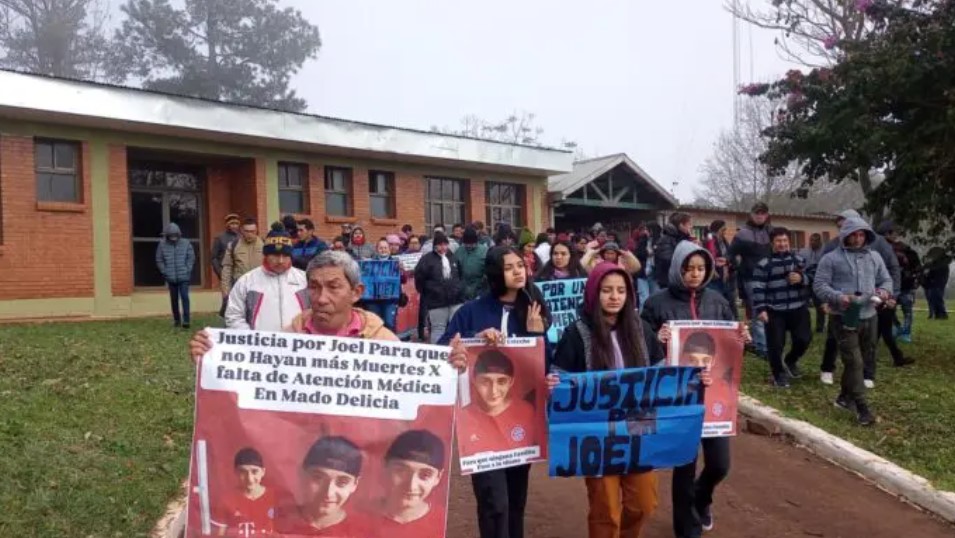 Denuncian la muerte de un menor por falta de atención médica