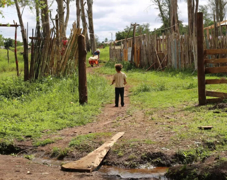 Una familia misionera necesitó $1.114.259 para no ser pobre