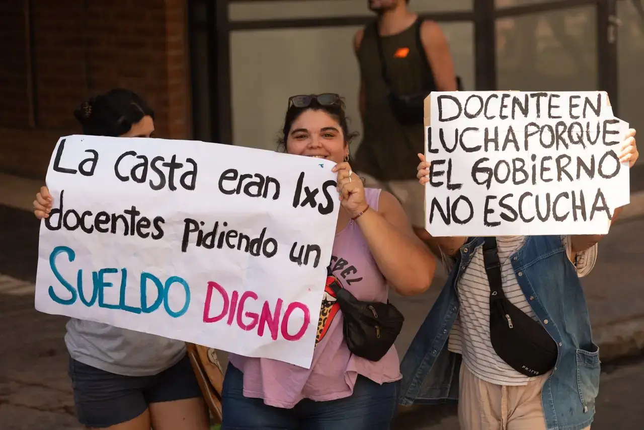 Las maestras de Misiones, son las de peor salario del país