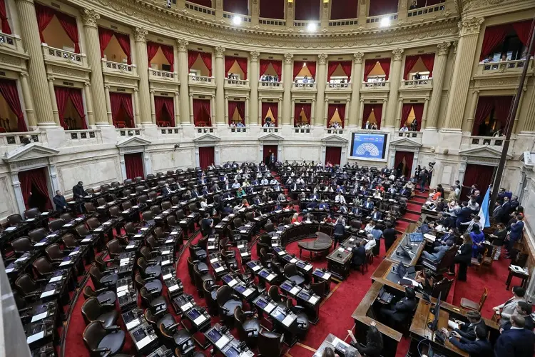 Por falta de un diputado, se cayó la sesión sobre Ficha Limpia