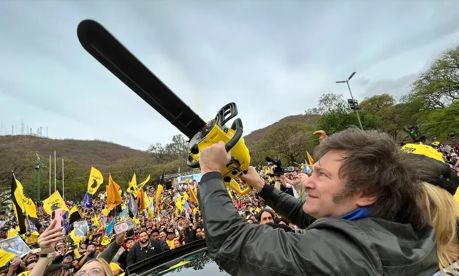Milei disolvió Vialidad Nacional