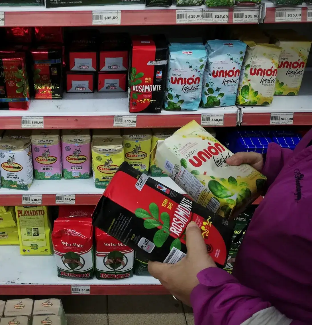 Yerbateros relativizan la supuesta baja de la yerba en góndolas