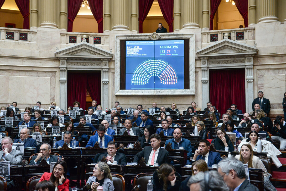 Tratarán el pedido de nulidad del DNU 656 que benefició a la SIDE