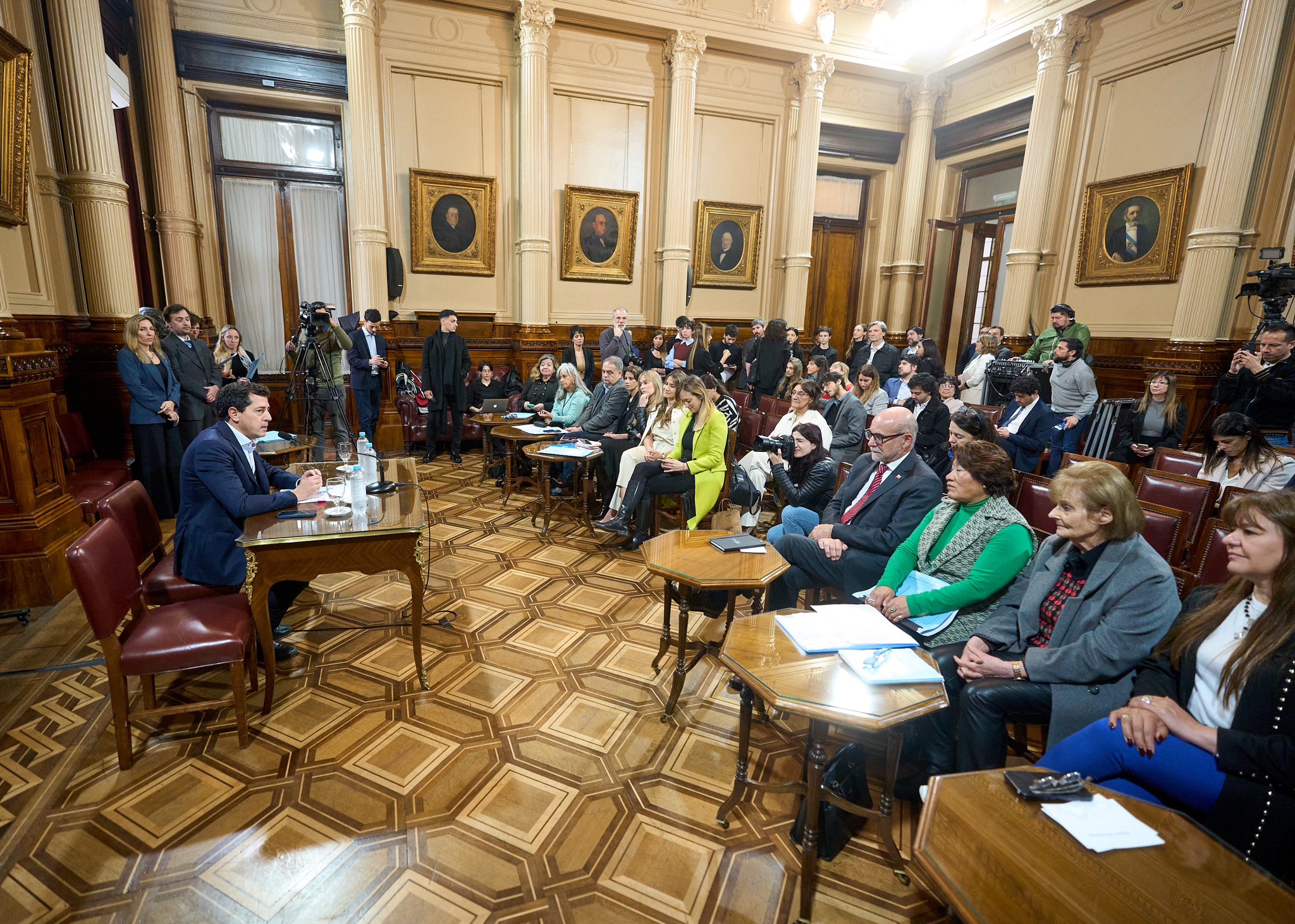 El Senado se comprometió a tratar el Financiamiento Educativo Universitario