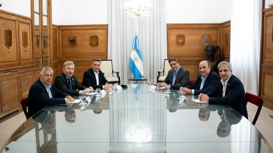 Milei vetó la ley de reparto automático de los ATN