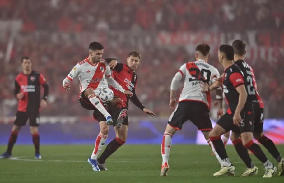River empató con Newell's en el Monumental