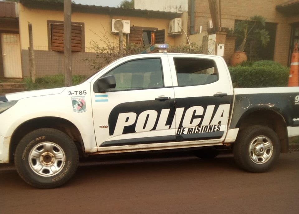 Allanaron la casa del diputado Kiczka