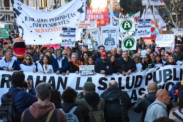 Trabajadores del Garrahan convocan cabildo abierto nacional