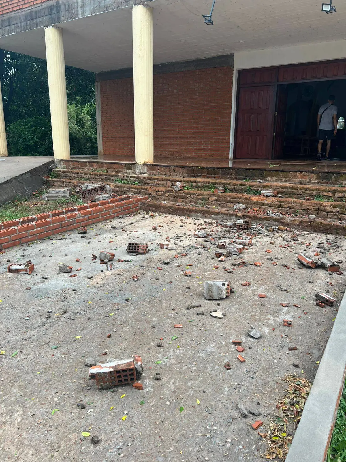 Temporal provocó destrozos en varios barrios posadeños