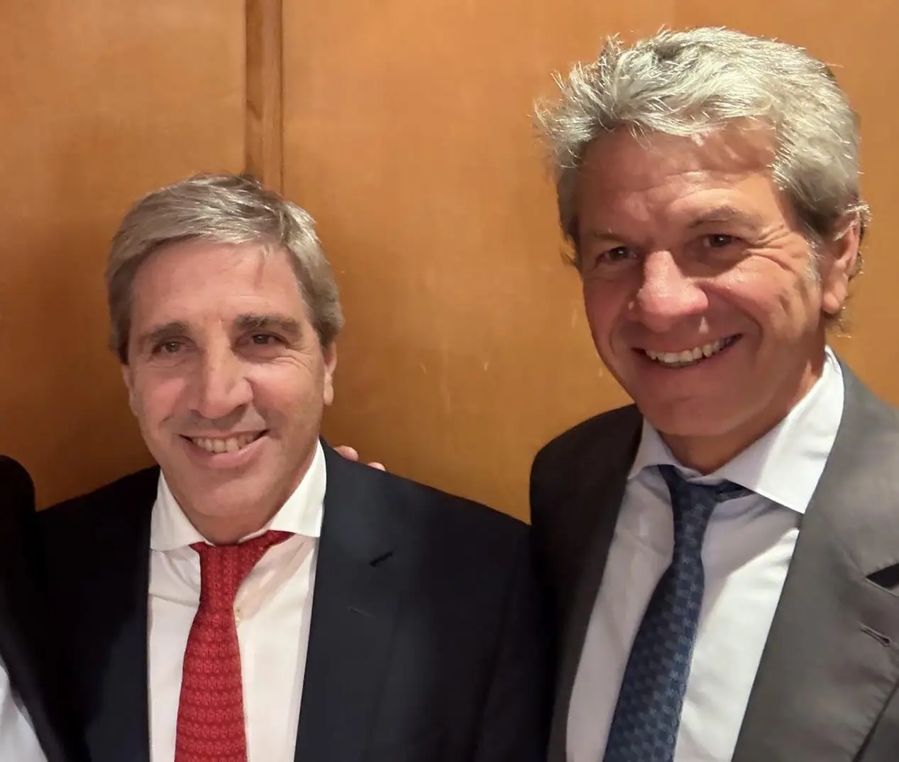 Caputo manotea plata de la ARCA que corresponde a las provincias