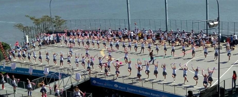 Estudiantina: se suspendió la prueba piloto del show de Scolas