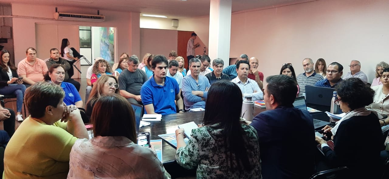 Hay malestar entre los docentes con el acuerdo salarial de UDPM con el gobierno provincial